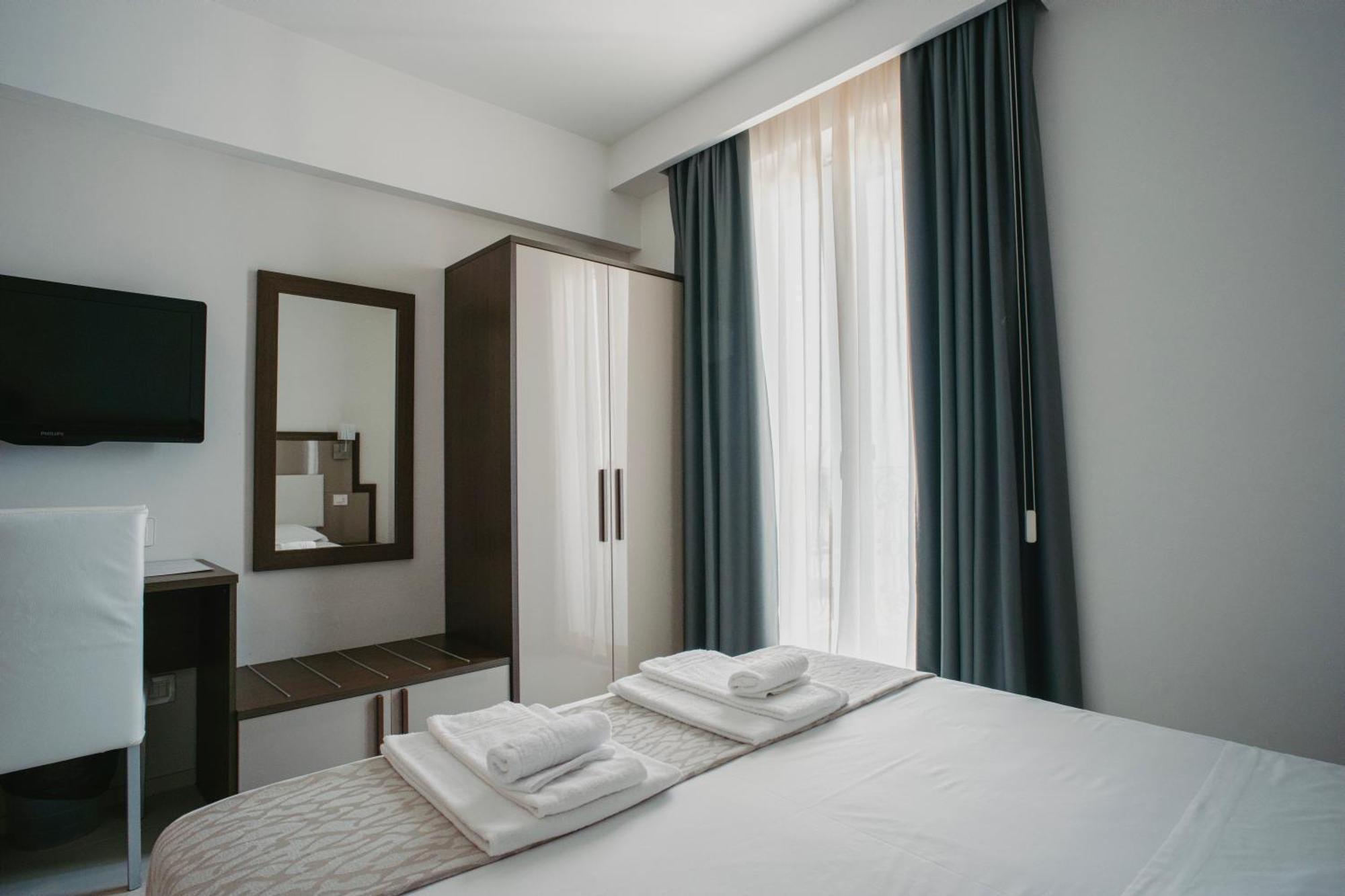 Hotel Baia Marina Купра-Мариттима Экстерьер фото