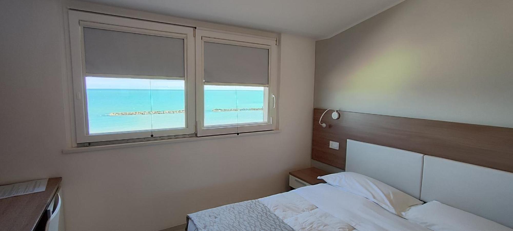 Hotel Baia Marina Купра-Мариттима Экстерьер фото